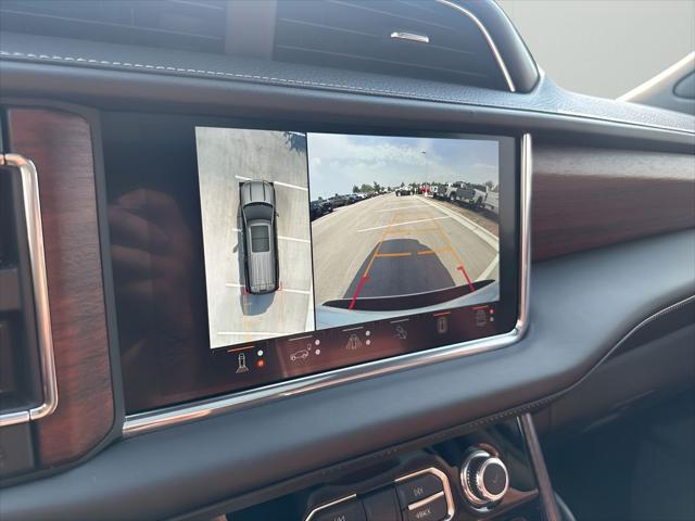 Photo of 2023 White Frost Tricoat GMC Yukon