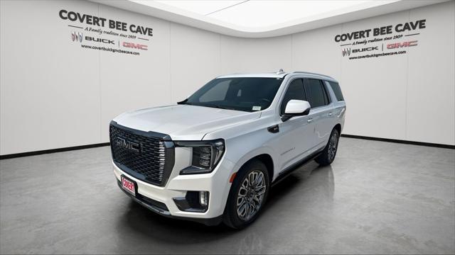 Photo of 2023 White Frost Tricoat GMC Yukon