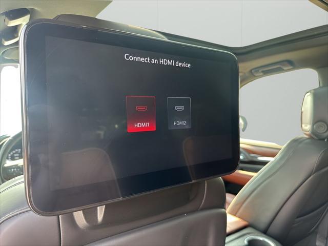 Photo of 2023 White Frost Tricoat GMC Yukon