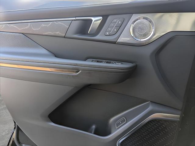 Photo of 2025 Ebony Twilight Metallic Buick Enclave