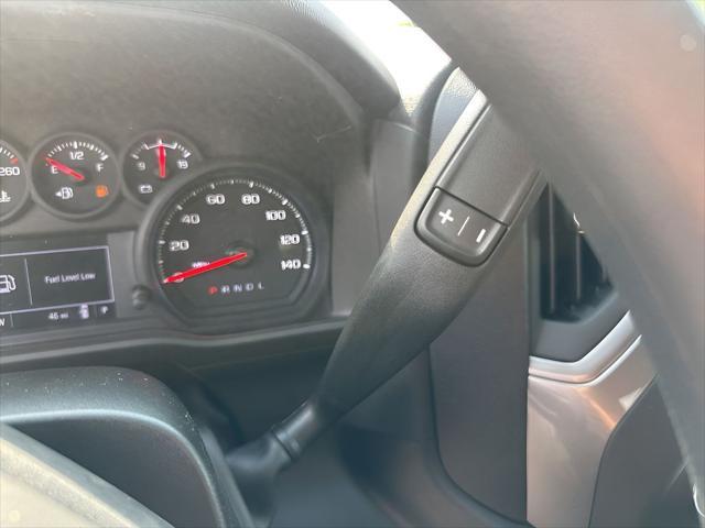 Photo of 2025 Summit White GMC Sierra 1500