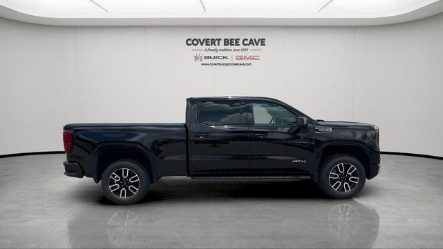 Photo of 2025 Onyx Black GMC Sierra 1500