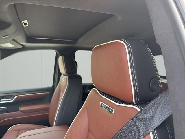 Photo of 2025 Onyx Black GMC Sierra 1500