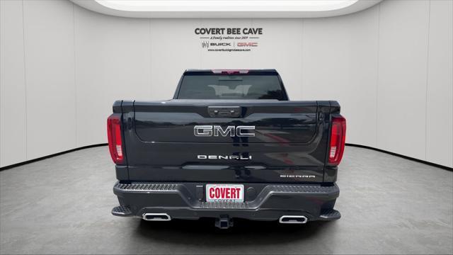 Photo of 2025 Onyx Black GMC Sierra 1500