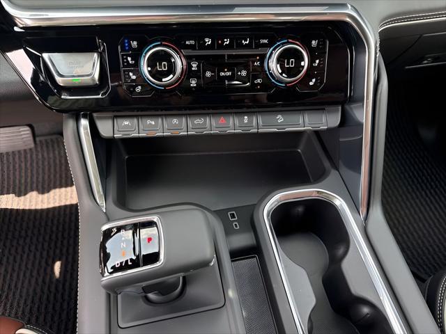 Photo of 2025 Onyx Black GMC Sierra 1500