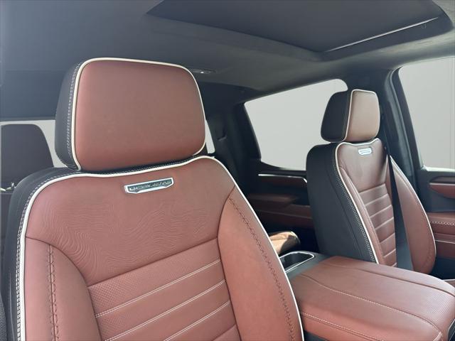 Photo of 2025 Onyx Black GMC Sierra 1500