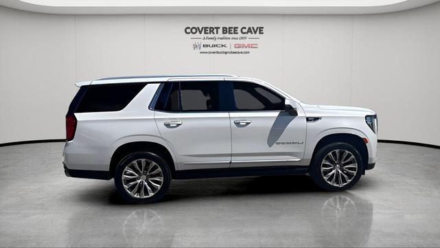 Photo of 2021 White Frost Tricoat GMC Yukon