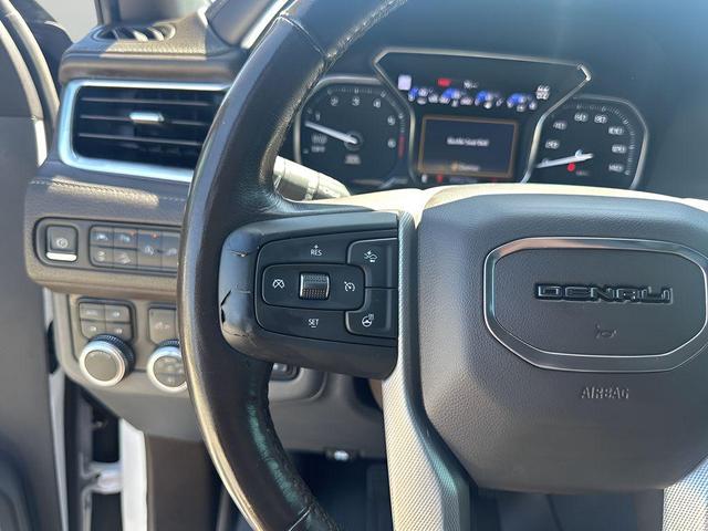 Photo of 2021 White Frost Tricoat GMC Yukon
