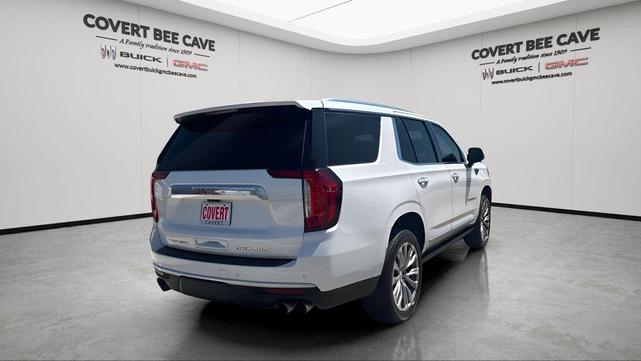 Photo of 2021 White Frost Tricoat GMC Yukon
