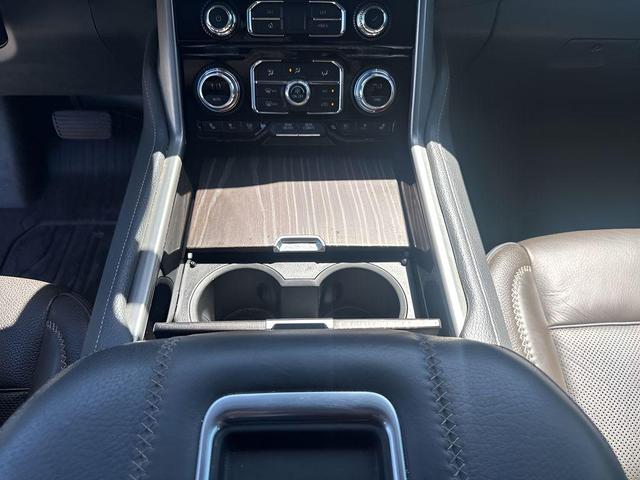 Photo of 2021 White Frost Tricoat GMC Yukon