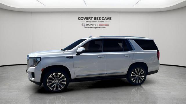Photo of 2021 White Frost Tricoat GMC Yukon