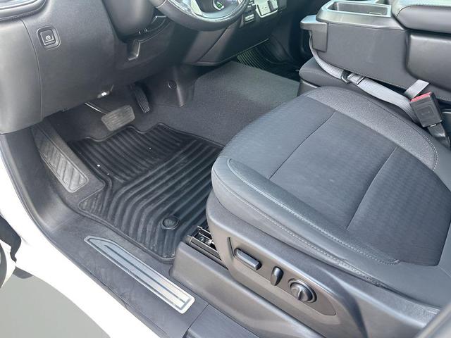 Photo of 2020 Summit White Chevrolet Silverado 1500