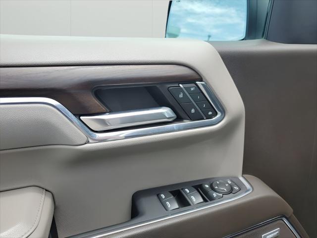 Photo of 2024 Summit White GMC Sierra 1500