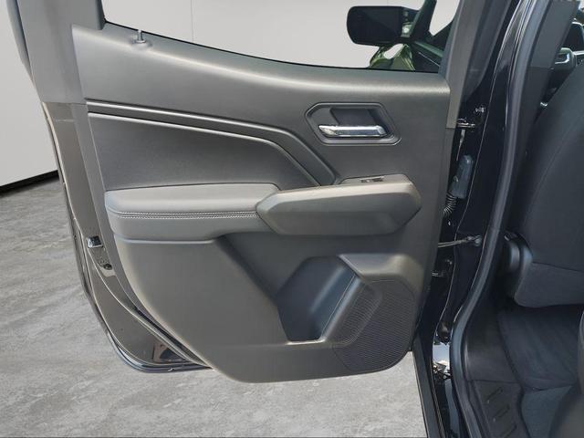 Photo of 2025 Onyx Black GMC Canyon