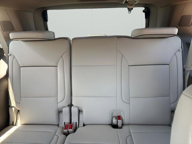 Photo of 2025 Volcanic Red GMC Yukon