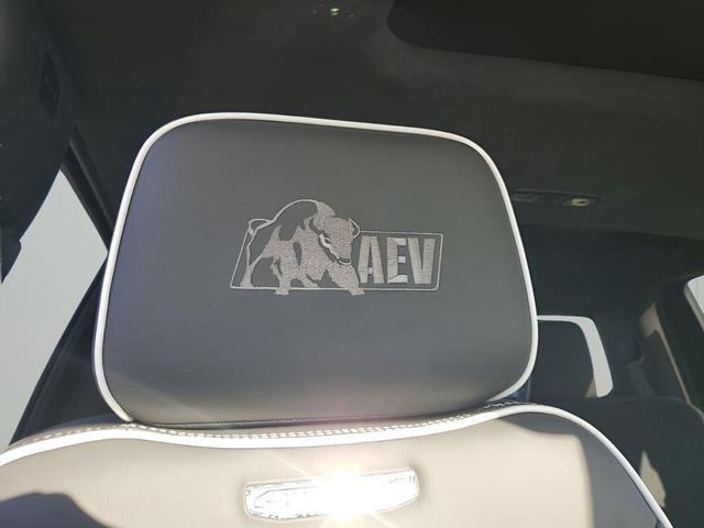 Photo of 2025 Summit White GMC Sierra 2500