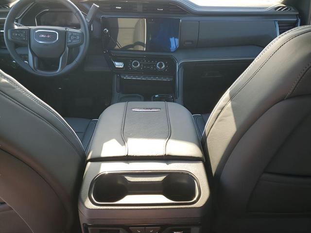 Photo of 2025 Summit White GMC Sierra 2500