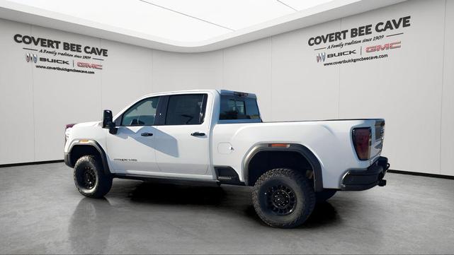 Photo of 2025 Summit White GMC Sierra 2500