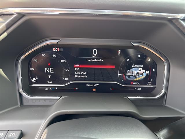 Photo of 2025 White GMC Sierra 2500