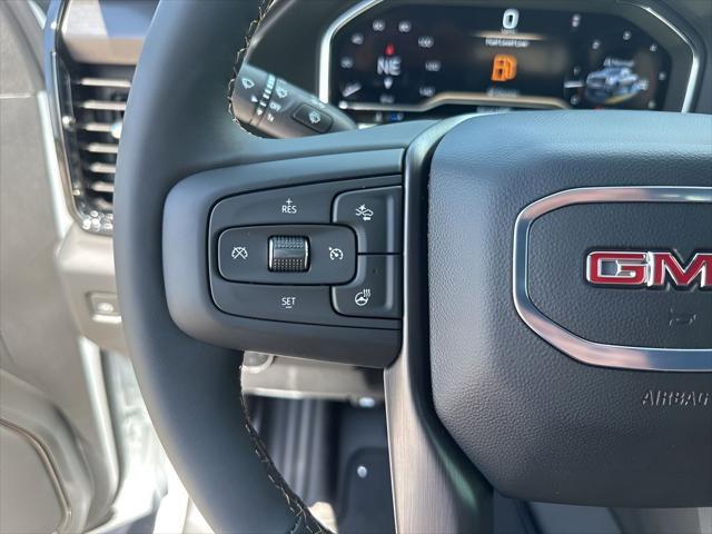 Photo of 2025 Summit White GMC Sierra 2500