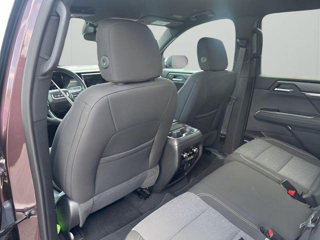 Photo of 2025 Crystal Metallic GMC Acadia