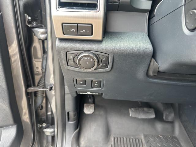Photo of 2022 Carbonized Gray Metallic Ford F-350