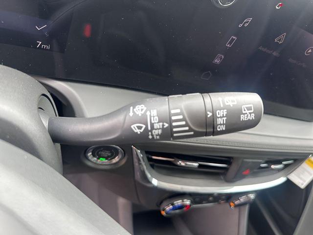 Photo of 2025 Summit White Buick Encore GX
