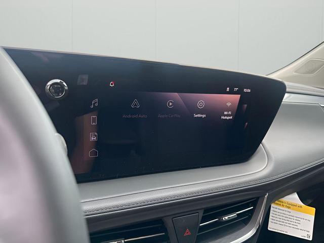 Photo of 2025 Summit White Buick Encore GX