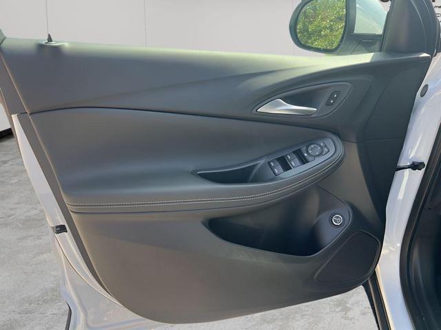 Photo of 2026 Summit White Buick Encore GX