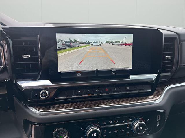 Photo of 2023 Onyx Black GMC Sierra 1500