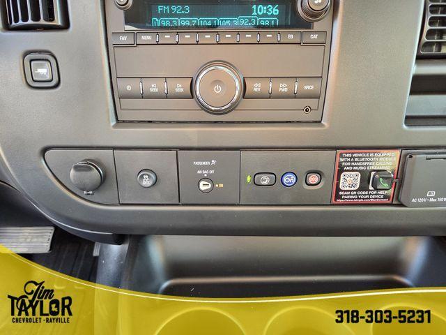 Photo of 2025 Summit White Chevrolet Express 2500