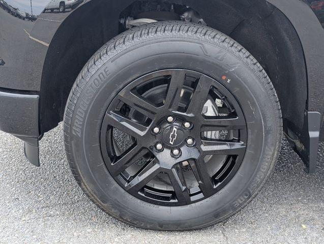 Photo of 2024 Black Chevrolet Silverado 1500
