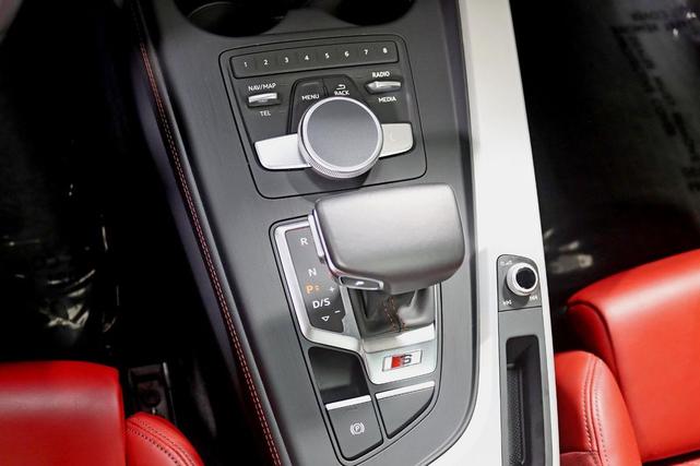 Photo of 2018 Florett Silver Metallic Audi S5