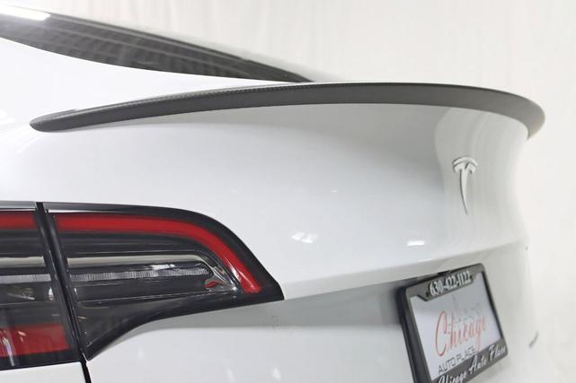 Photo of 2021 Pearl White Multi-Coat Tesla Model Y