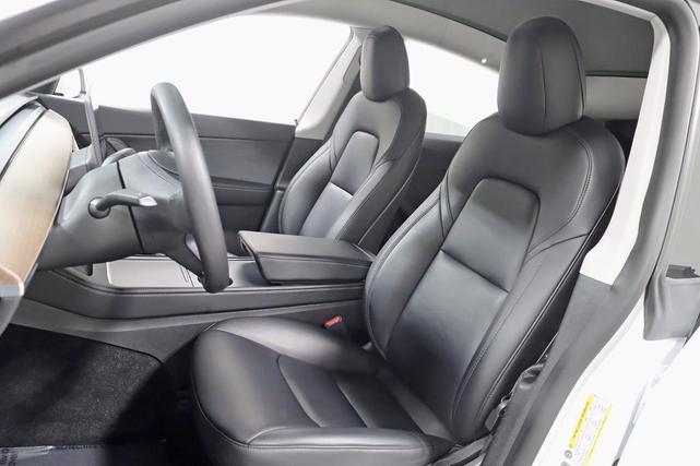 Photo of 2021 Pearl White Multi-Coat Tesla Model Y
