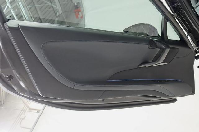 Photo of 2016 Sophisto Grey Metallic w/ Frozen Grey Accent BMW i8
