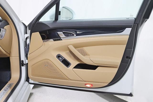 Photo of 2013 Luxor Beige Metallic Porsche Panamera