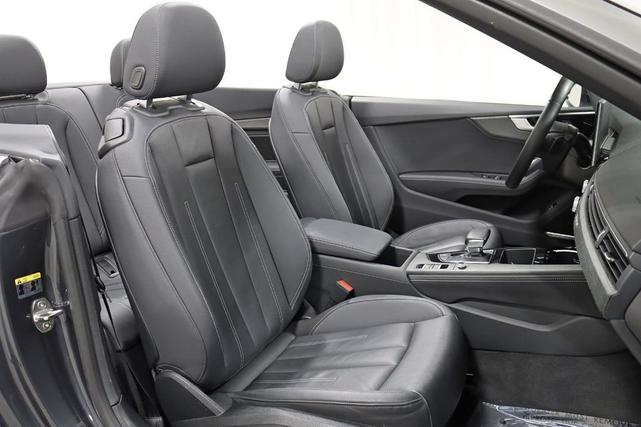 Photo of 2022 Manhattan Gray Metallic Audi A5