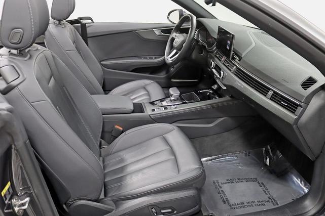 Photo of 2022 Manhattan Gray Metallic Audi A5