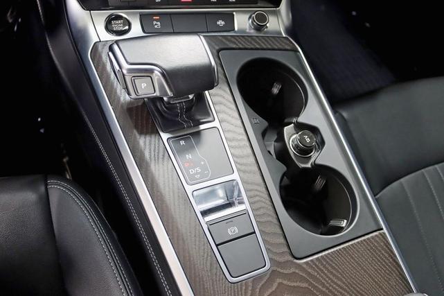 Photo of 2021 Firmament Blue Metallic Audi A6