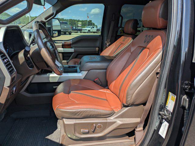 Photo of 2020 Agate Black Metallic Ford F-250