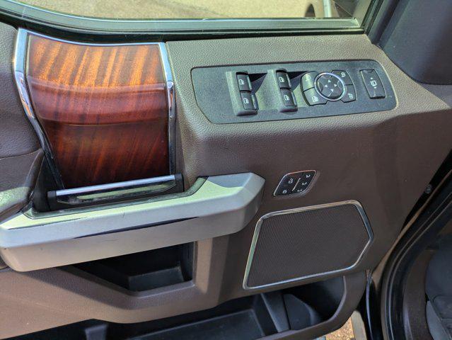Photo of 2020 Agate Black Metallic Ford F-250
