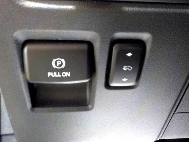 Photo of 2022 White Ford F-150