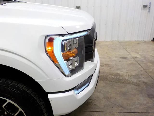 Photo of 2022 White Ford F-150