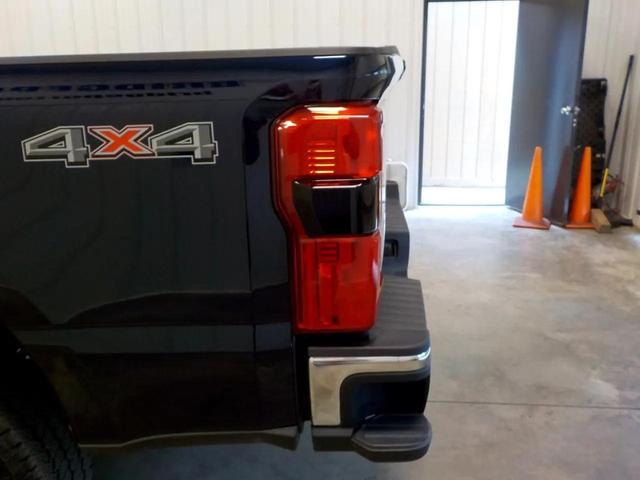 Photo of 2024 Blue Ford F-250