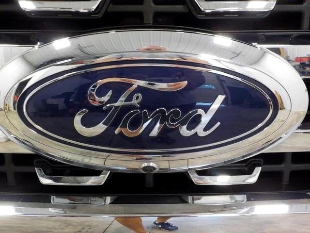 Photo of 2024 Blue Ford F-250