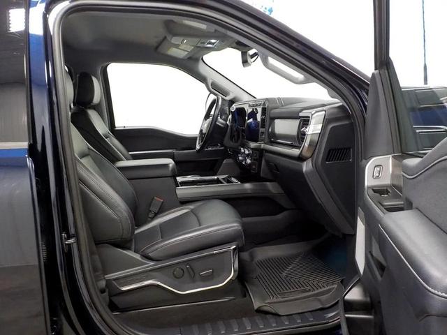 Photo of 2024 Blue Ford F-250