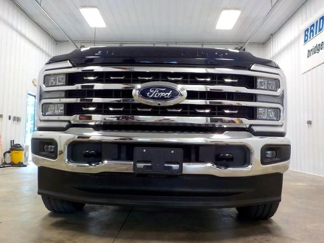 Photo of 2024 Blue Ford F-250