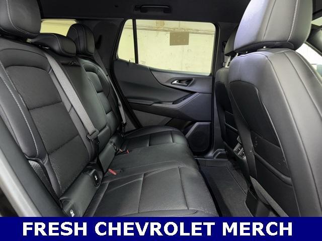 Photo of 2025 Mosaic Black Metallic Chevrolet Equinox
