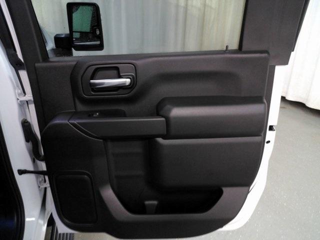 Photo of 2024 Summit White Chevrolet Silverado 3500